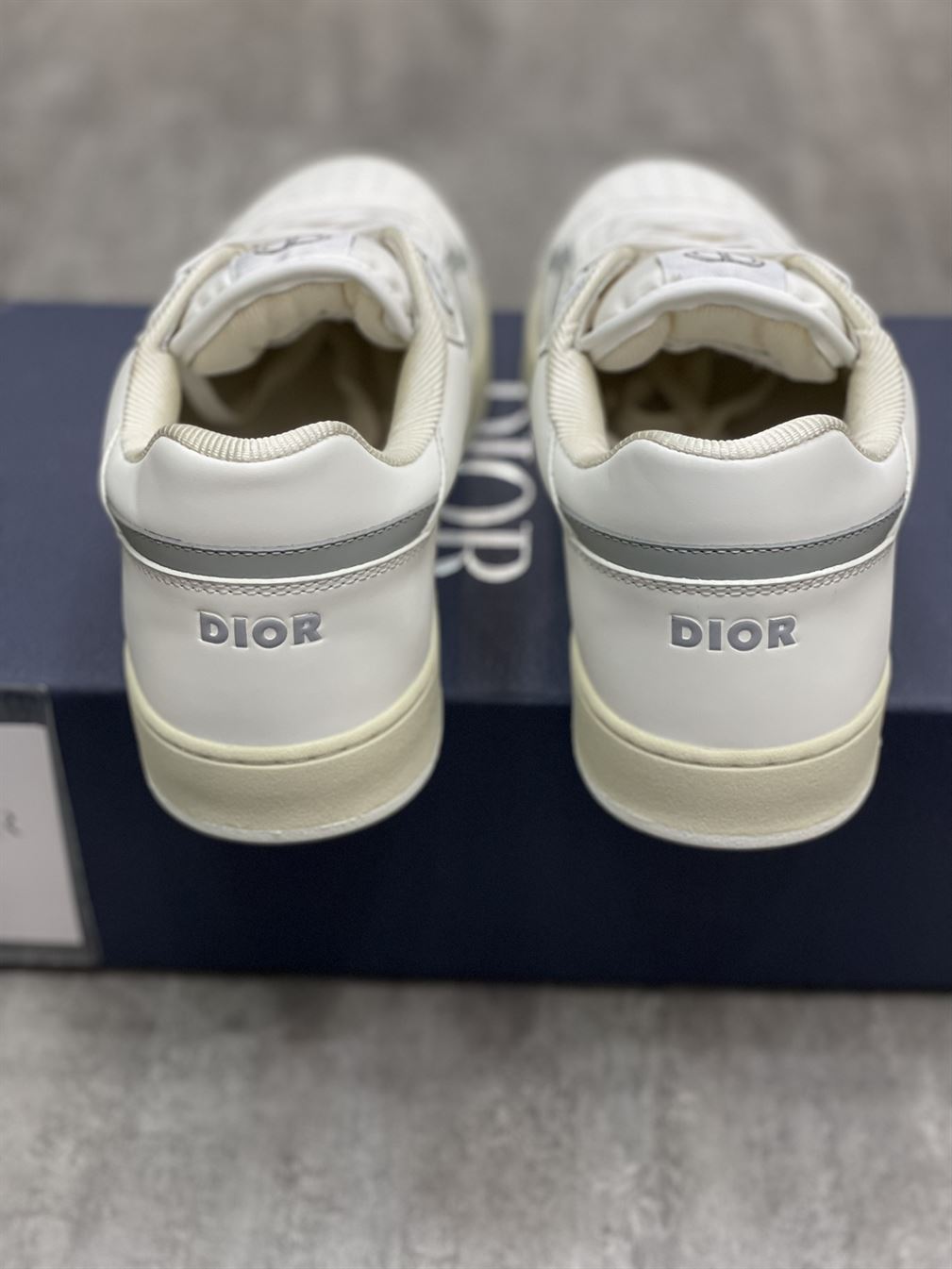 D10r B27 LOW-TOP SNEAKER   DO010