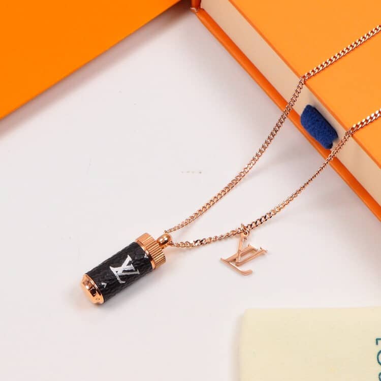 Designer L0vis Vvtt0n Classic Necklace