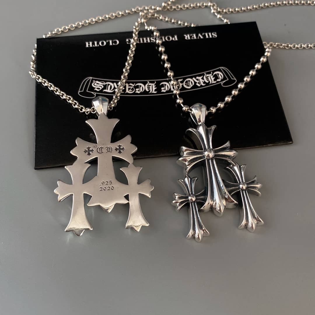 Designer Ch*0me He**ts Classic Necklace