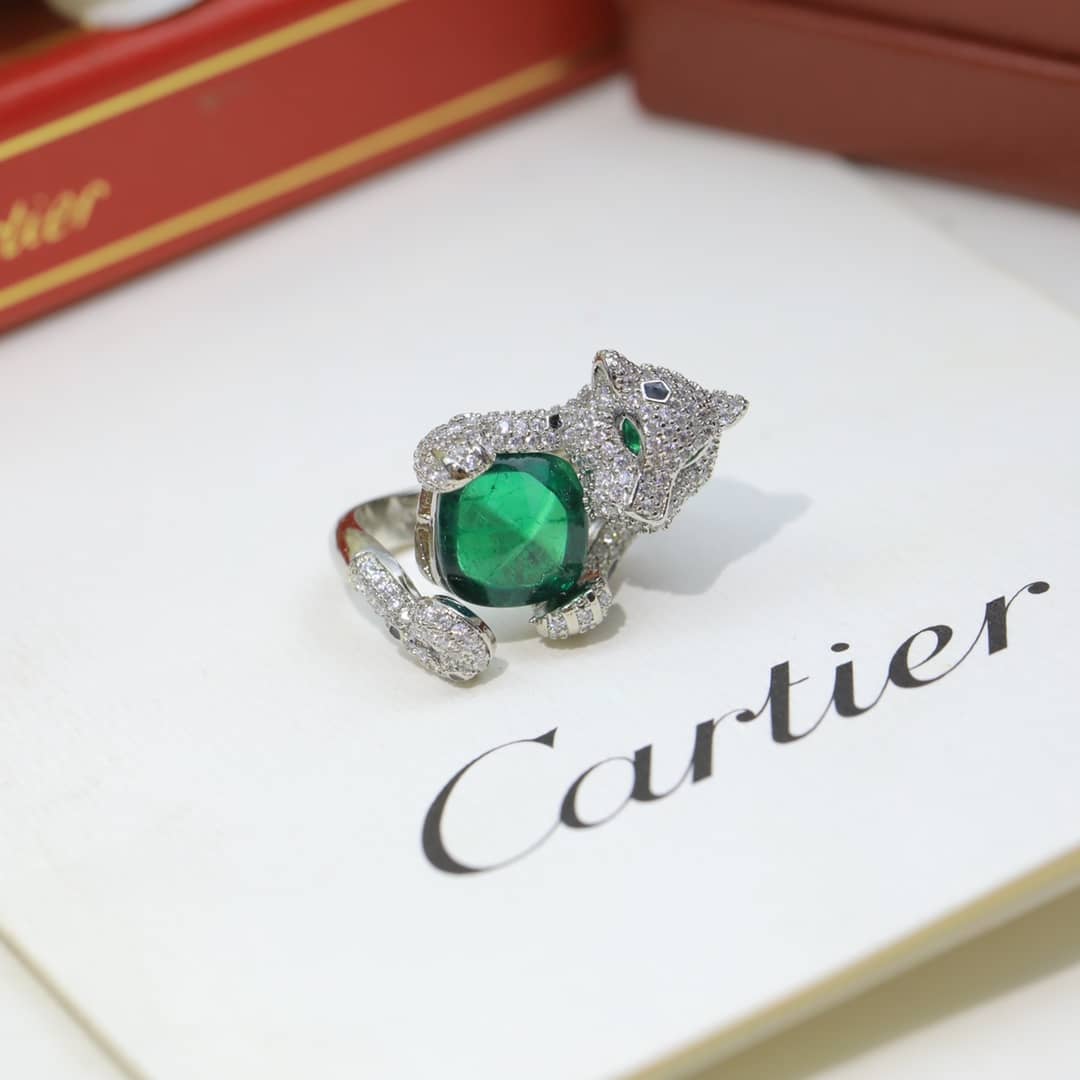 Ca*t1er Ring First Copy