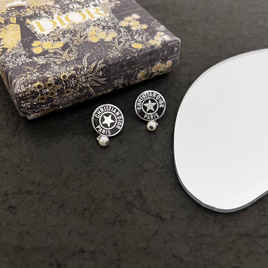 Knockoff Chr1st1an D10r Logo Earring