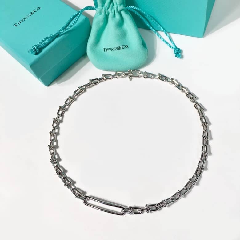 Knockoff T*f*ny Logo Necklace