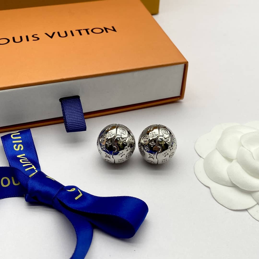High Quality L0vis Vvtt0n Earring