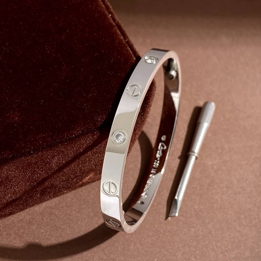 Ca*t1er Bracelet Dupe