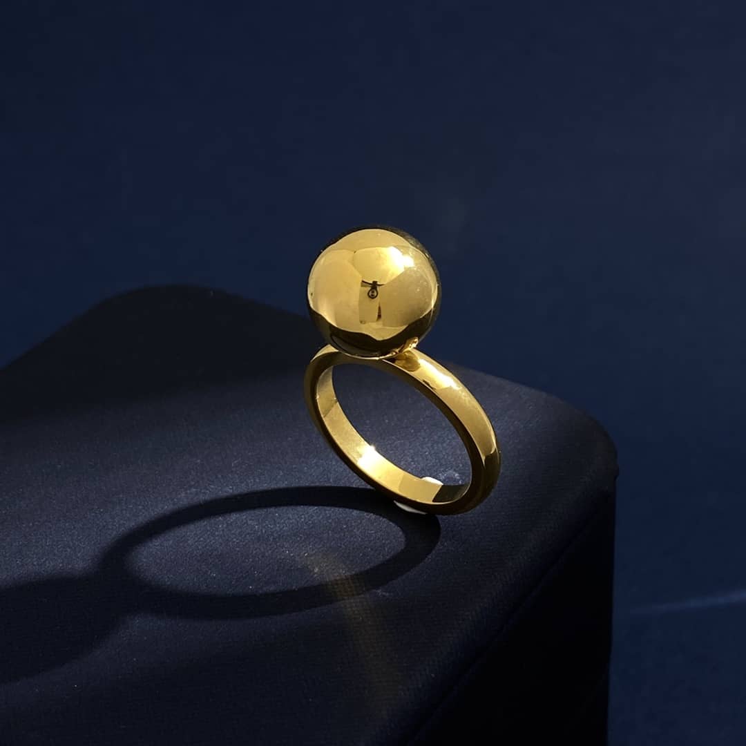7 Star T*f*ny Ring