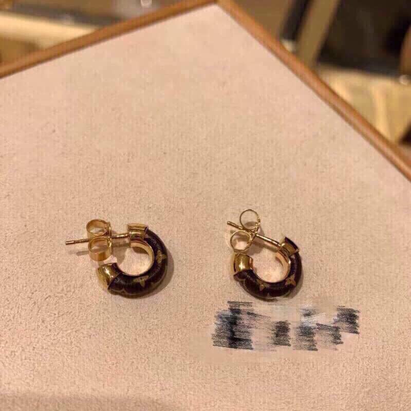 L0vis Vvtt0n Earring Copy