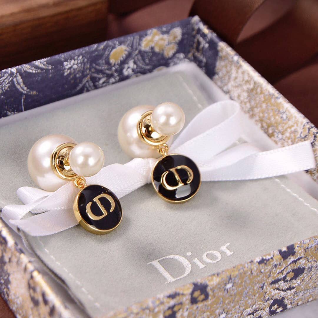 Chr1st1an D10r Earring Copy