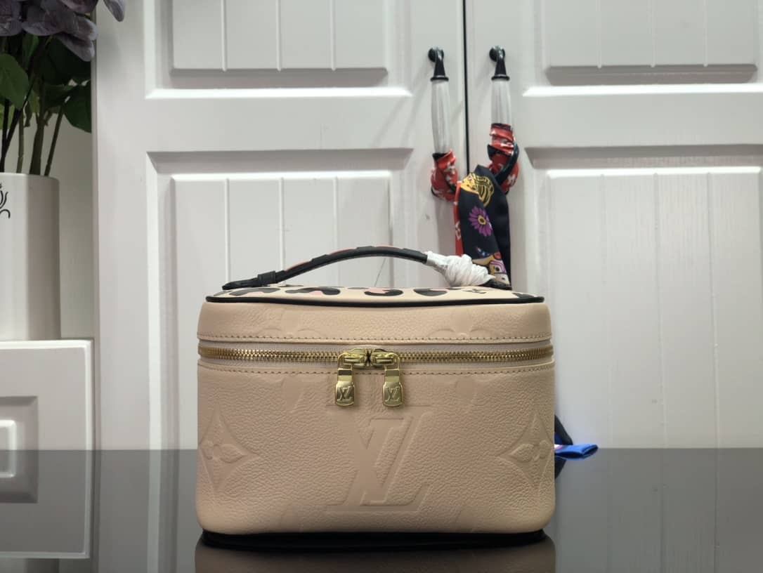 L0vis Vvtt0n Monogram Empreinte Leather Mini Handbag Replica M45850