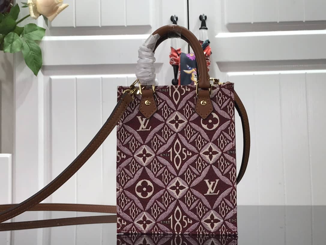 L0vis Vvtt0n Monogram Petit Sac Plat 2Way Replica Shoulder Bag Red M69442