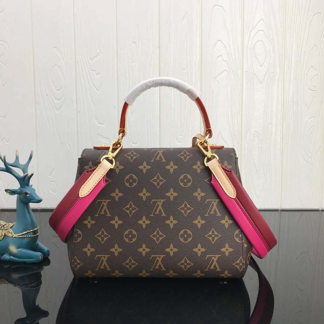 L0vis Vvtt0n Cluny BB Monogram Canvas Shoulder Bag Replica Pink M42738