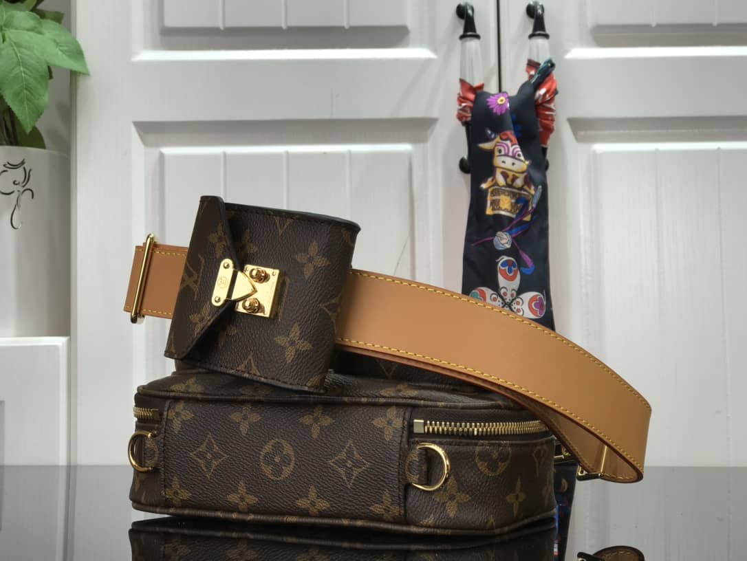 Best Replica L0vis Vvtt0n Monogram Geronimos Utility Crossbody Bag Replica M45672(ColaReps)