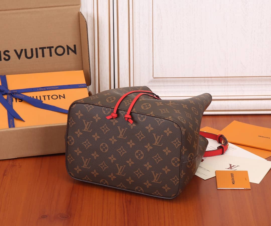 L0vis Vvtt0n Neo Noe Replica Bucket Bag Brown M44021