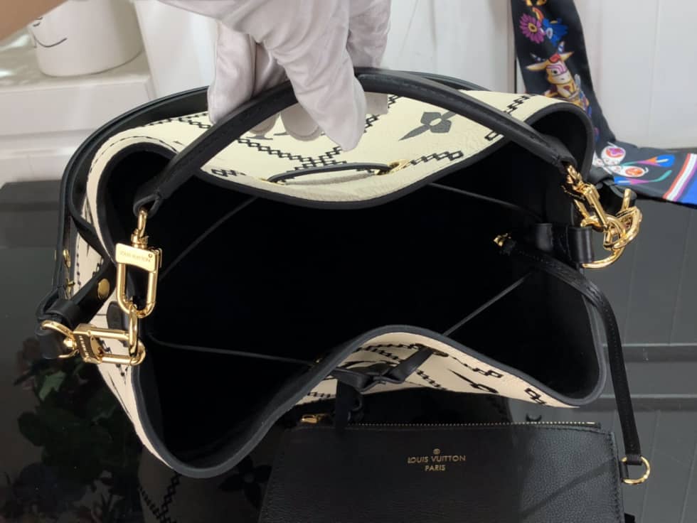 L0vis Vvtt0n NeoNoe MM White M46023 Replica Bucket Bag