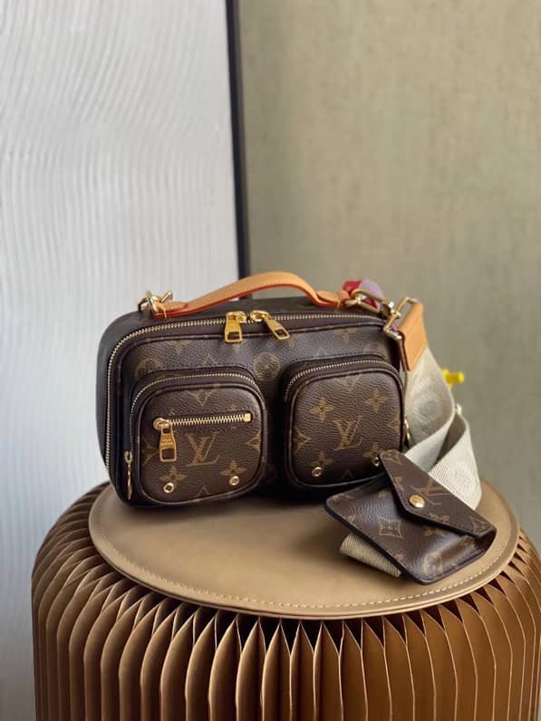L0vis Vvtt0n Monogram Canvas Utility M80446 Replica Crossbody Bag