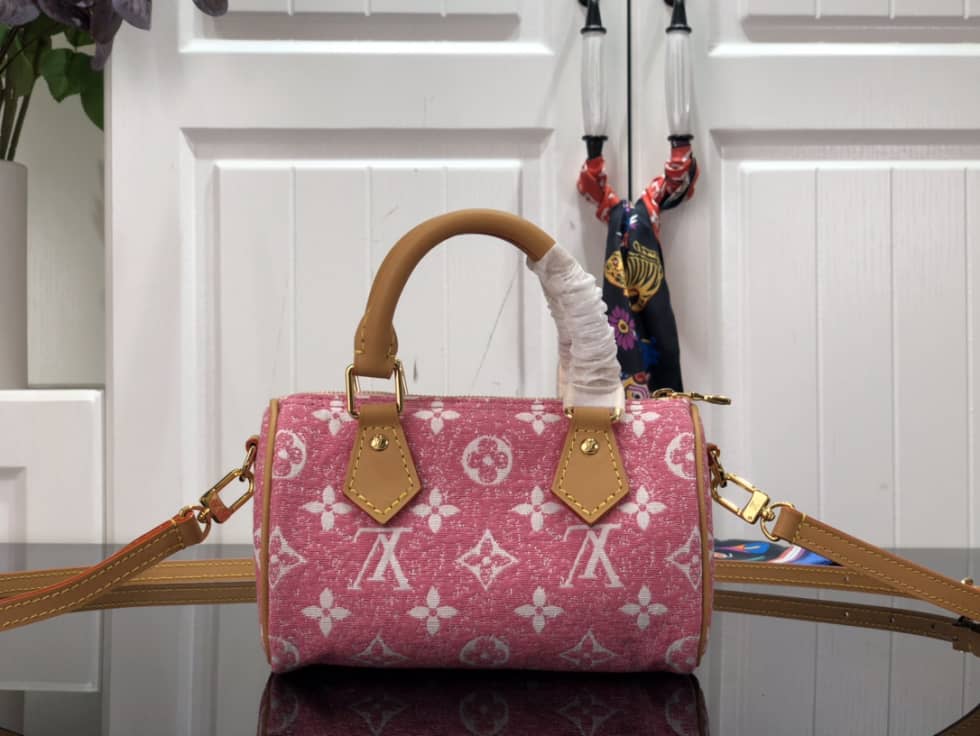 L0vis Vvtt0n Nano Speedy Pink M81213 Replica Crossbody Bag