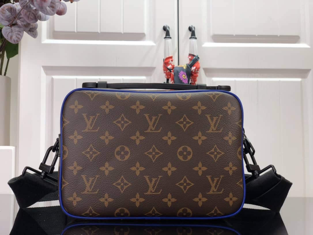 L0vis Vvtt0n Lock Monogram Macassar Canvas Messenger Bag Replica M45806