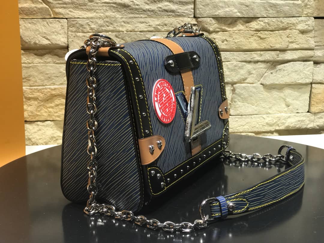 L0vis Vvtt0n Twist MM Bag Blue M50296 Replica