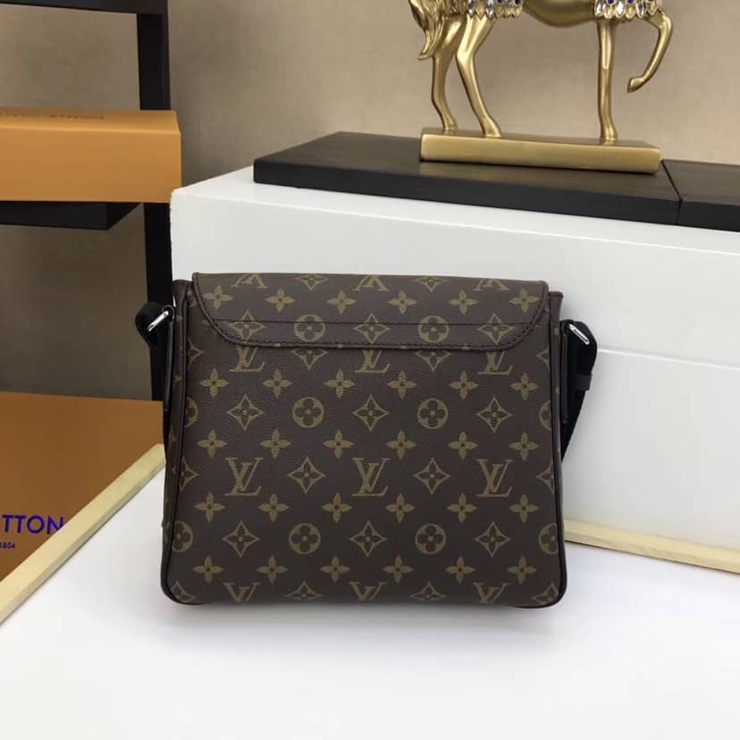 L0vis Vvtt0n Monogram Macassar Canvas District PM Replica Shoulder Bag M40935