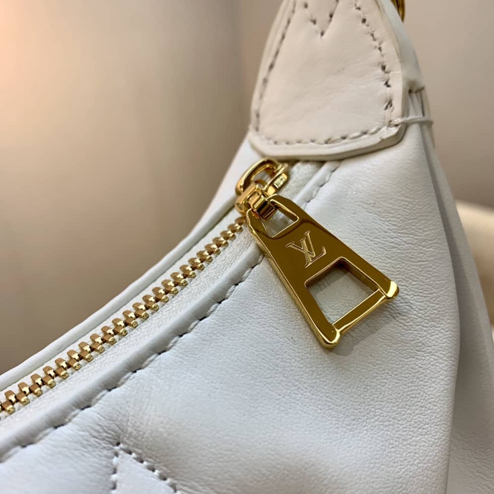 L0vis Vvtt0n Over The Moon Bubblegram White M59959 Replica Hobo