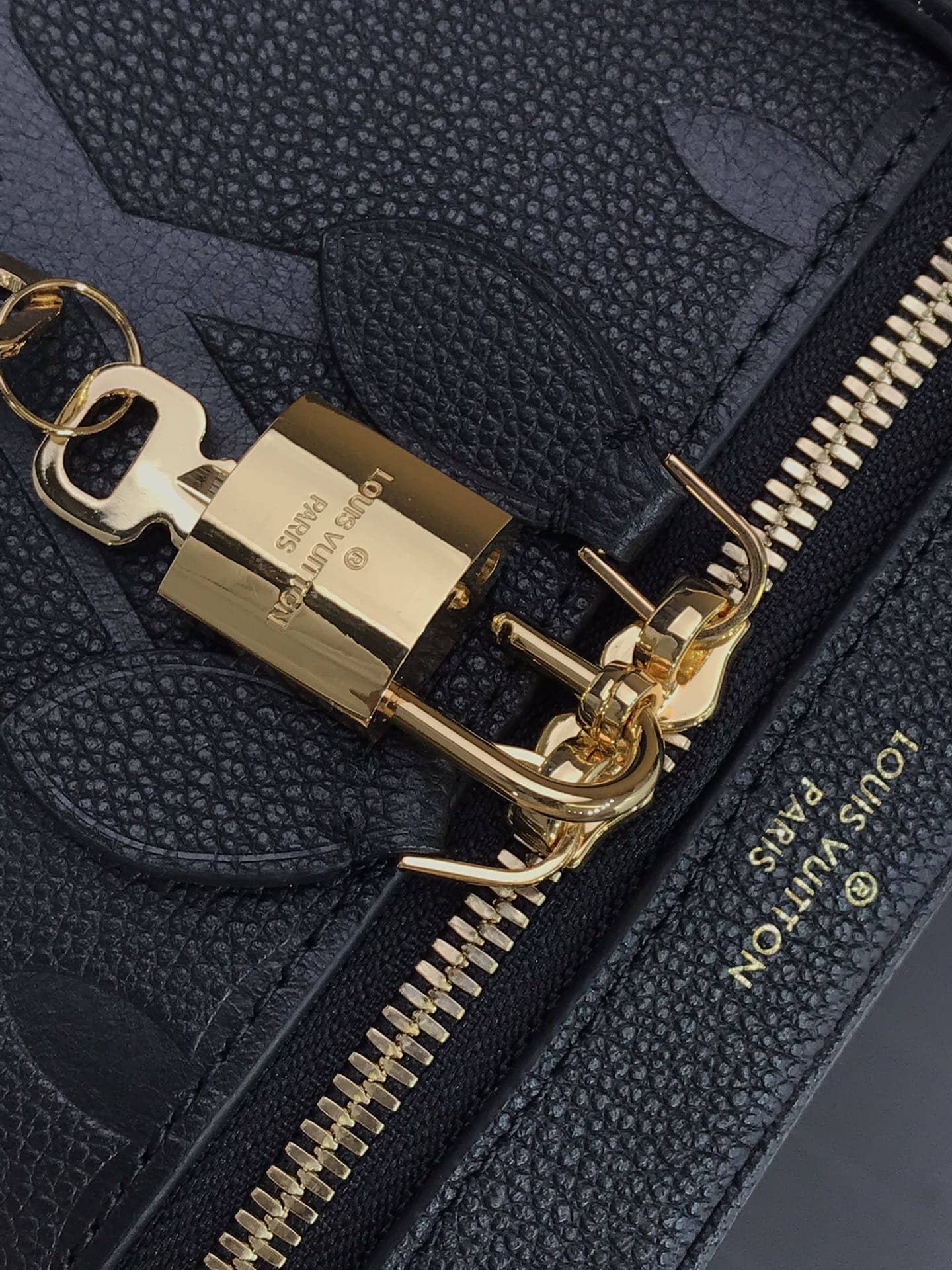L0vis Vvtt0n Replica Bags PM Monogram Empreinte Leather Crossbody Bag Replica M45598