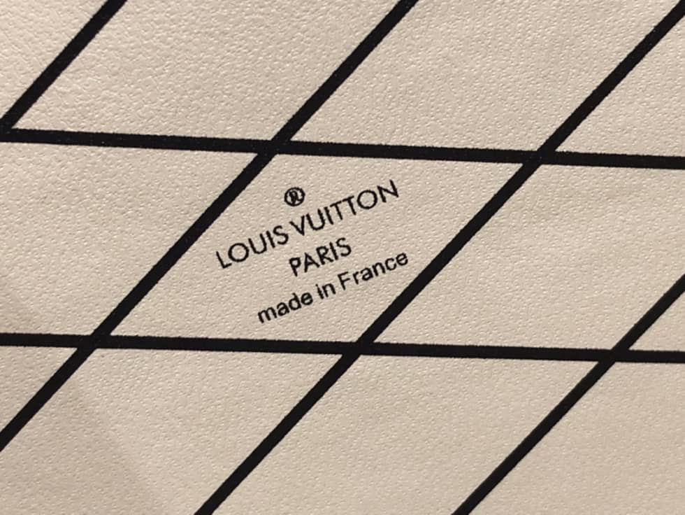 L0vis Vvtt0n Petite Malle Monogram Flou White M20745 Replica Trunk Box