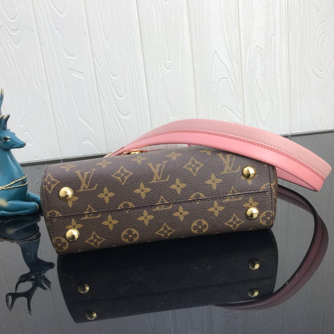 L0vis Vvtt0n Cluny BB Monogram Canvas Shoulder Bag Replica Pink M42738