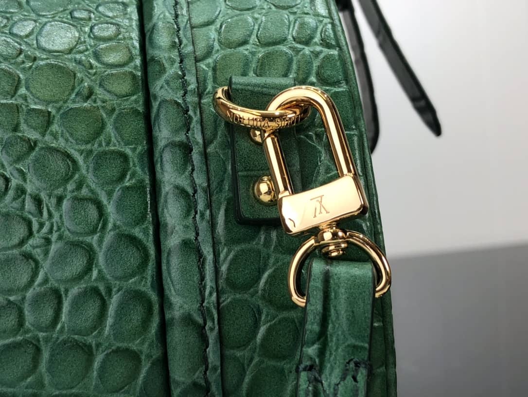 L0vis Vvtt0n Petite Boite Chapeau Crocodilien Brillant Replica Bag Green N93597