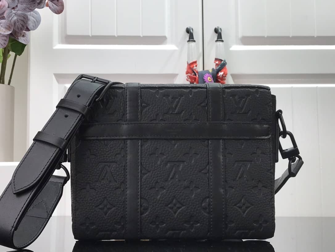 L0vis Vvtt0n Taurillon Monogram Leather Trunk Messenger Bag Replica M57726