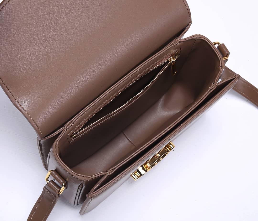 Ce1i*e Bag Dupe Triomphe Micro Luggage 18.5CM Replica Bag