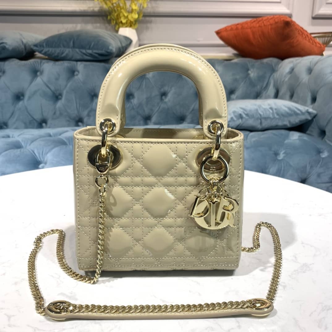 Chr1st1an D10r Lady D10r 17CM Replica Bag