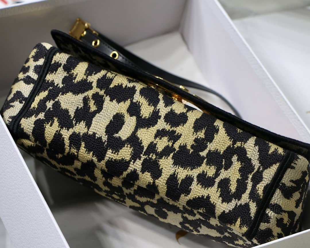 Chr1st1an D10r Caro Replica Bag