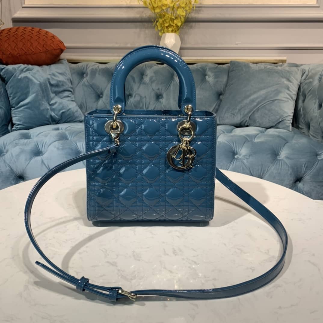 Chr1st1an D10r Lady D10r 24CM Replica Bag