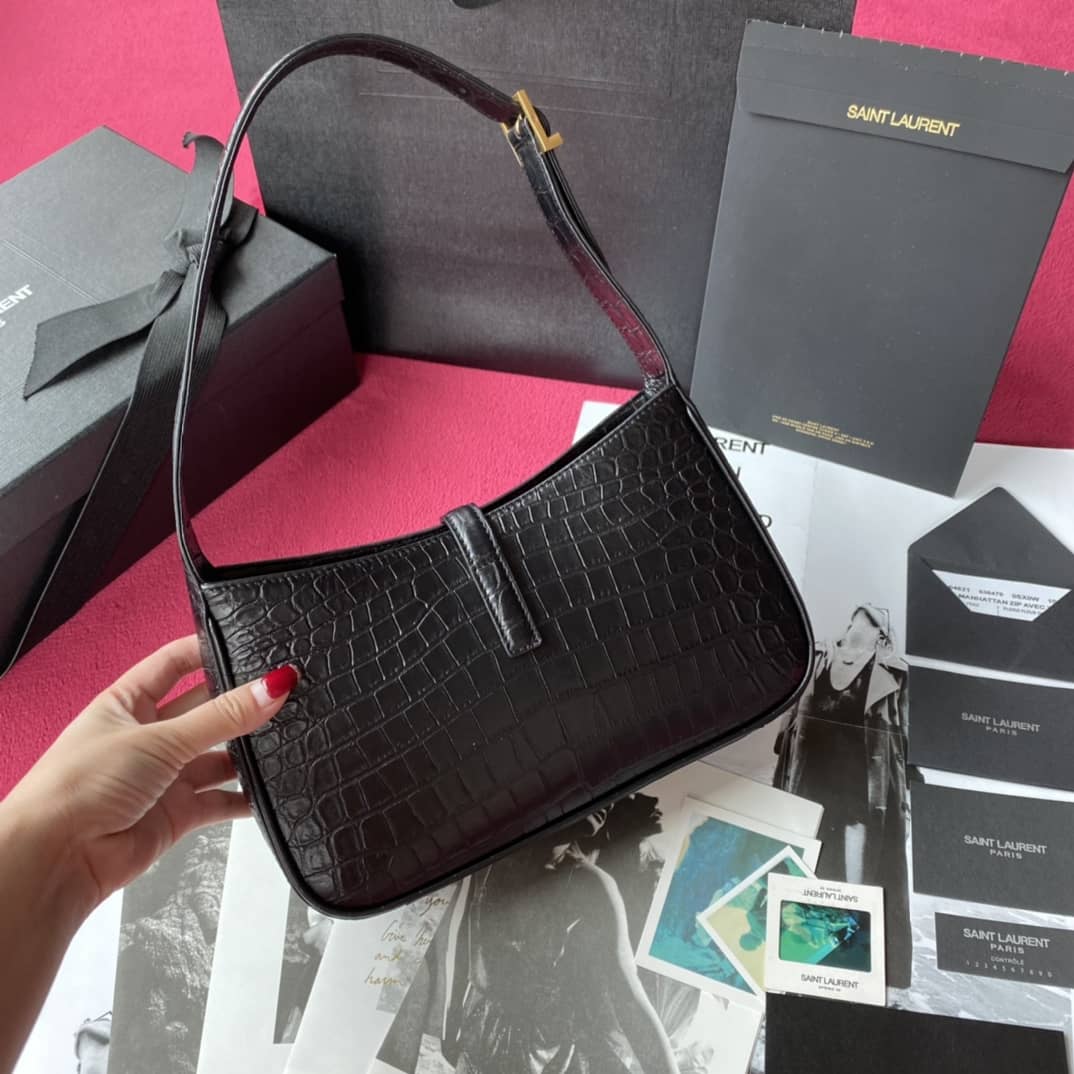 Y51 Dupes Bags Le 5  7 Smooth Leather Replica Hobo Bag