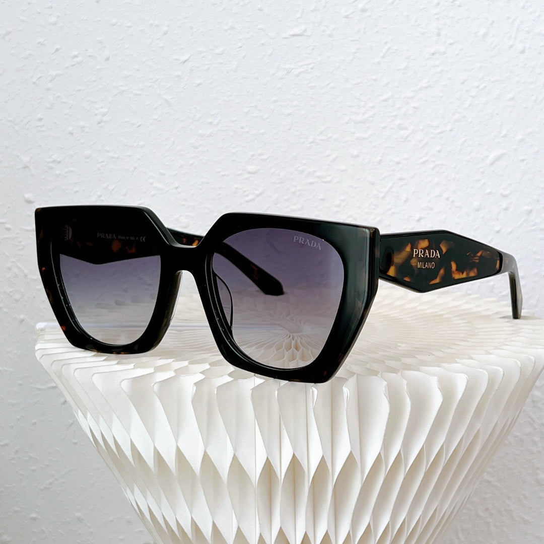 Pra*a Sunglasses