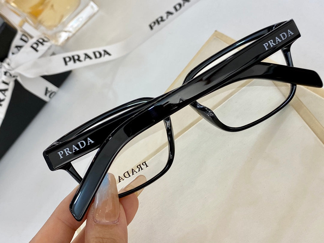 Pra*a Glasses