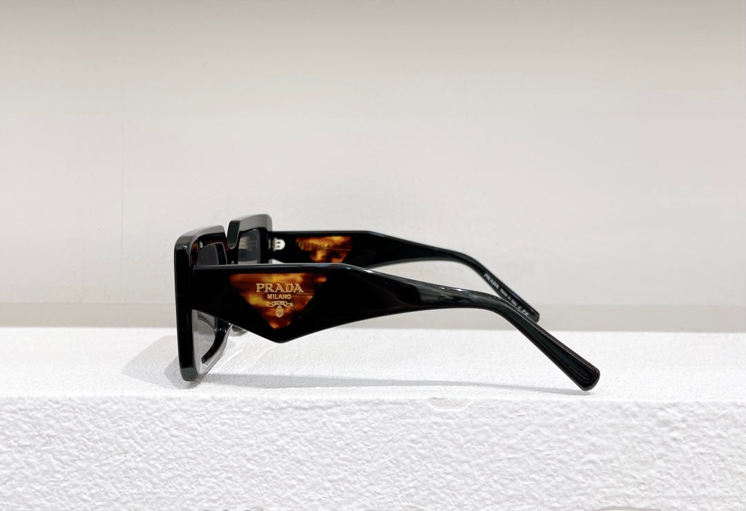 Pra*a Sunglasses
