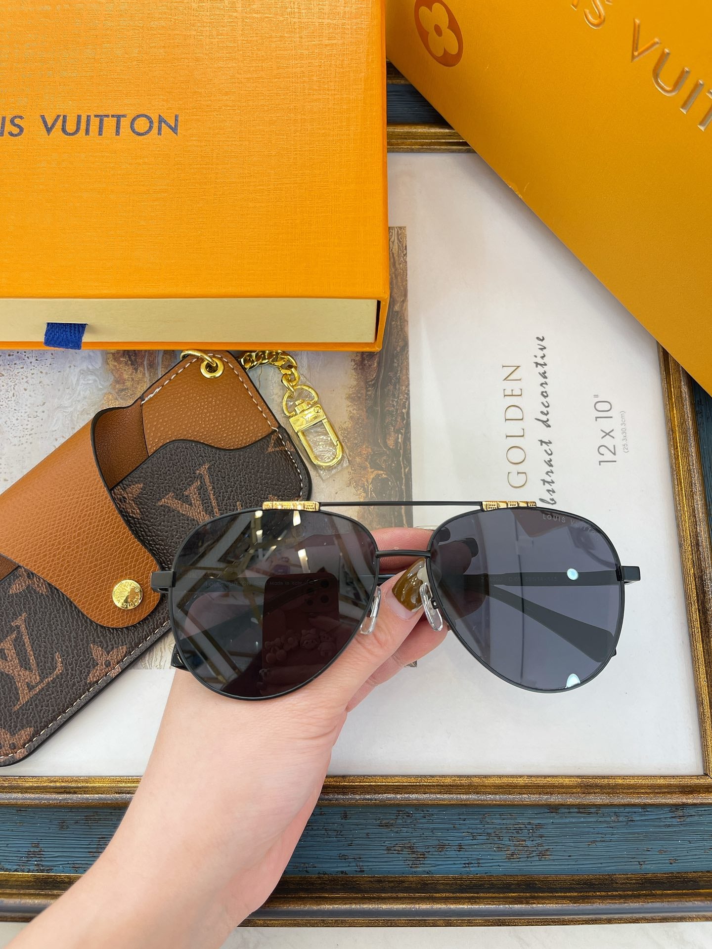 L0vis Vvtt0n Sunglasses
