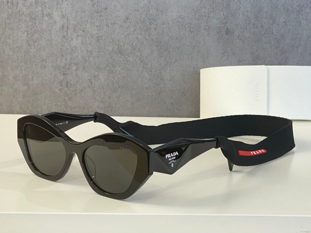 Pra*a Sunglasses
