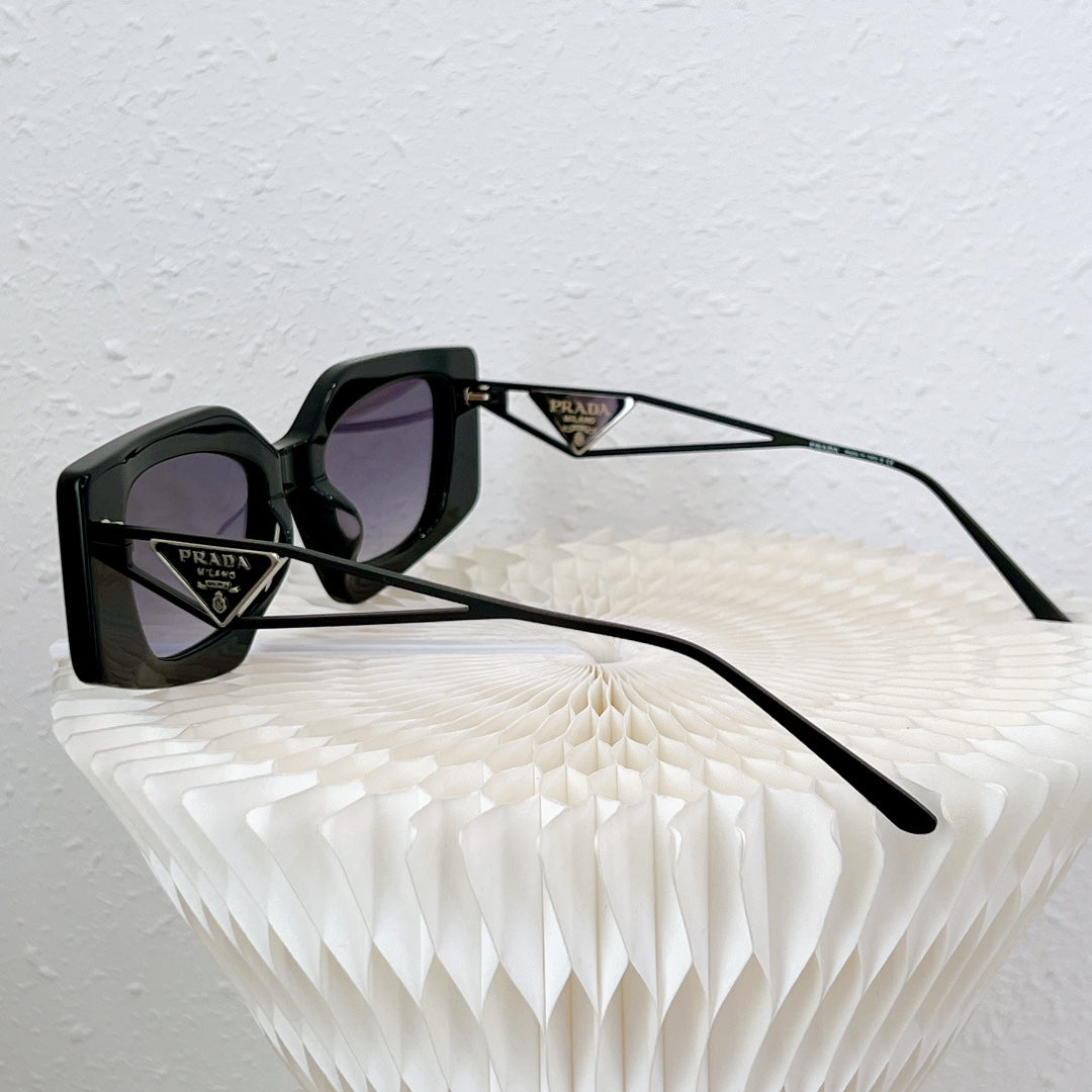 Pra*a Sunglasses