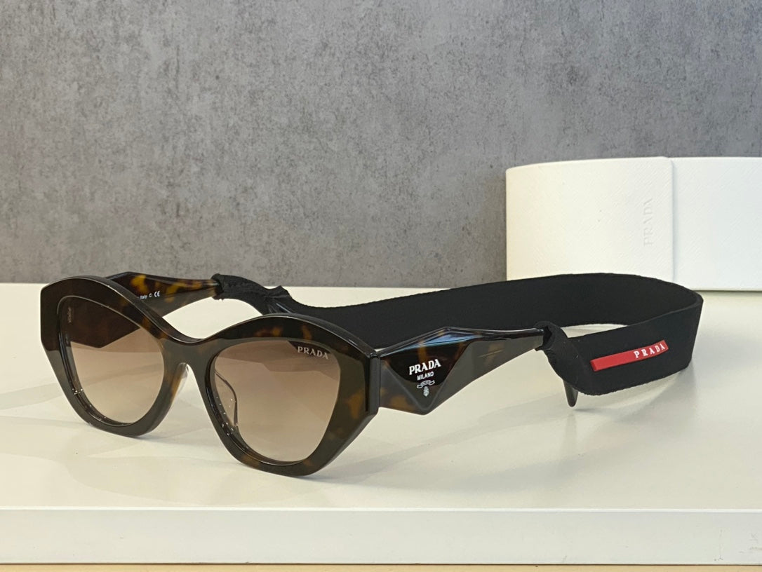 Pra*a Sunglasses