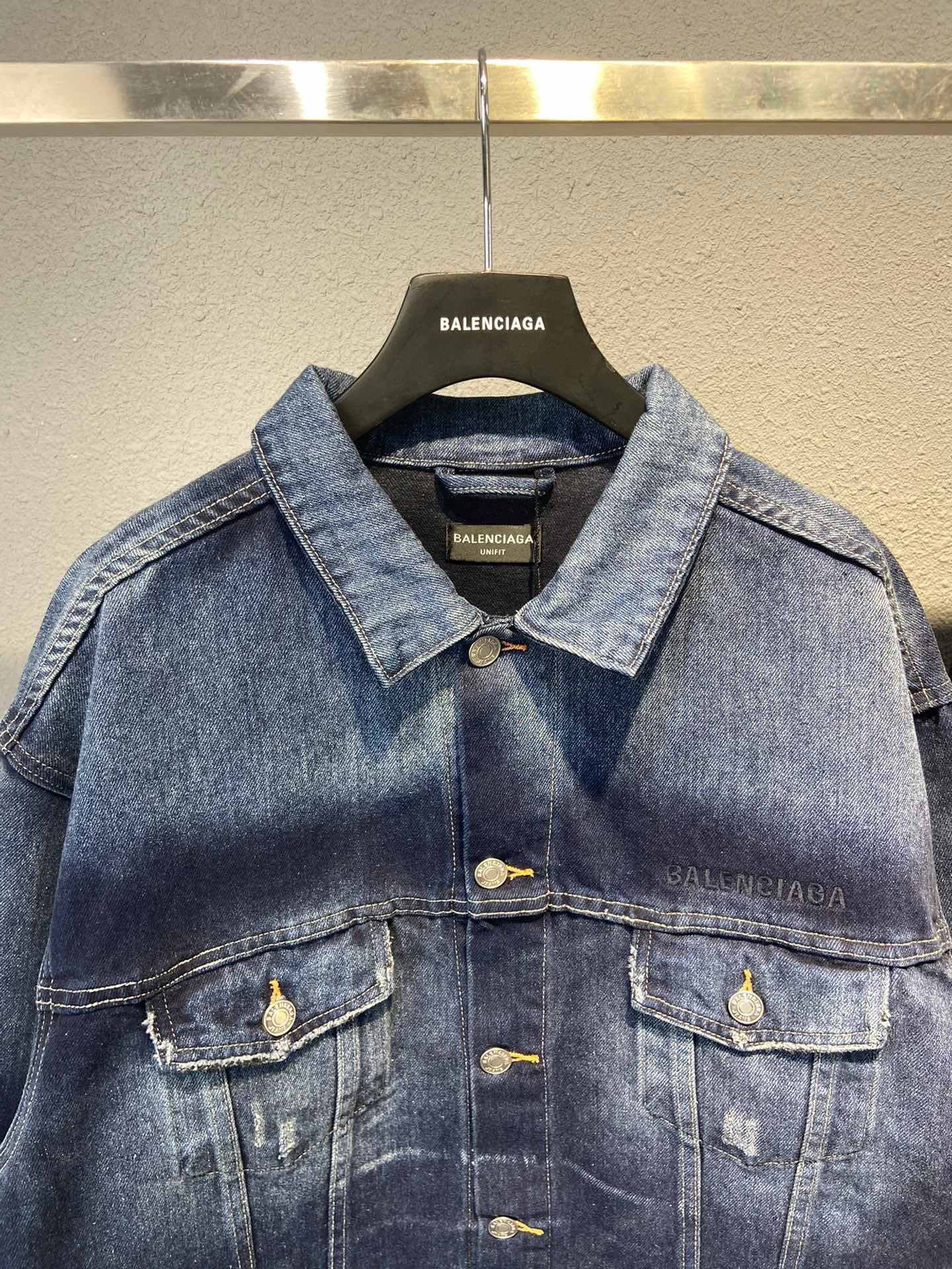 Ba1en*iaga Jacket