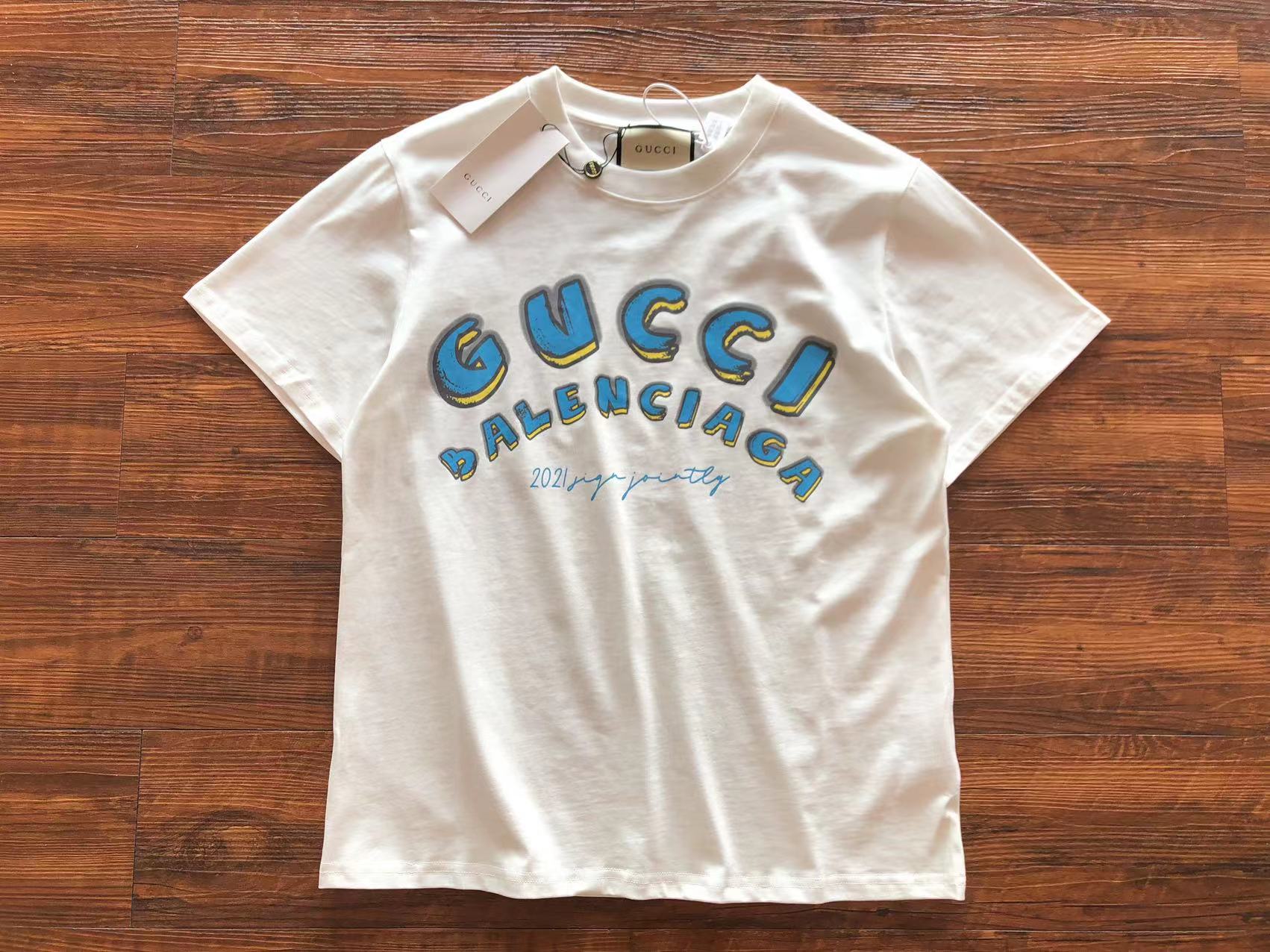 Gvc*1 x Ba1en*iaga T-shirt