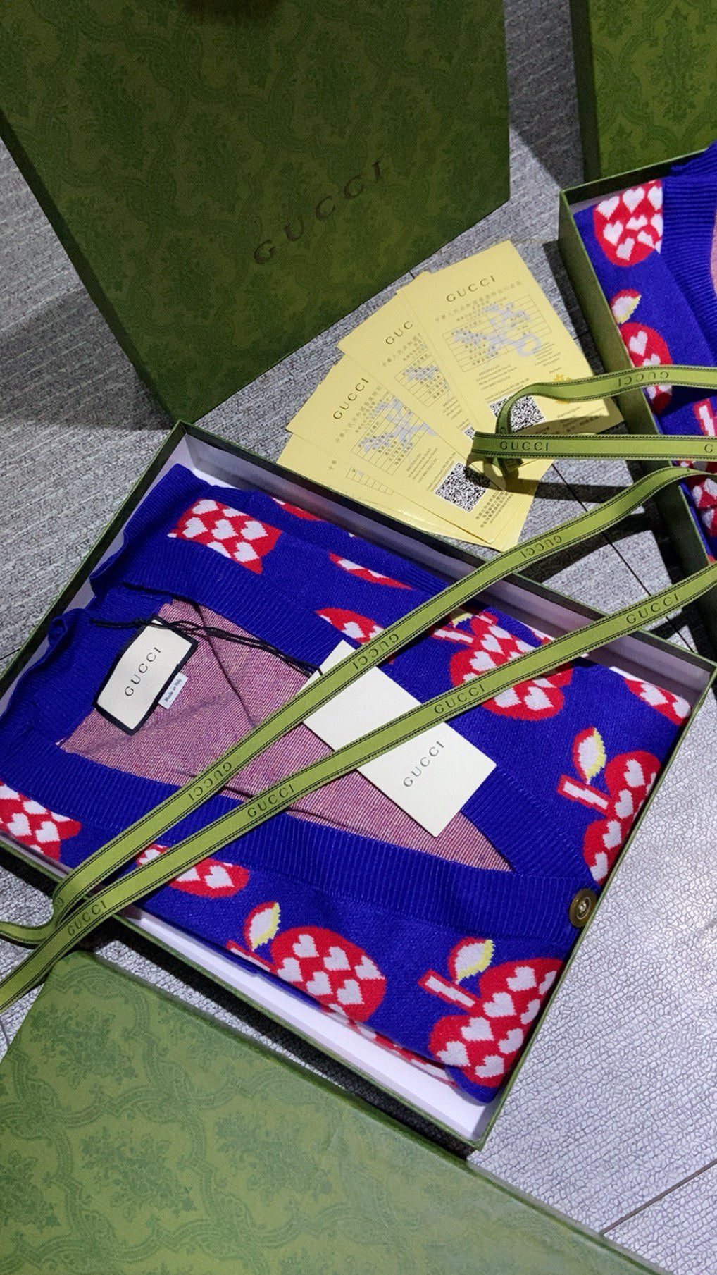 Gvc*1 Cardigan