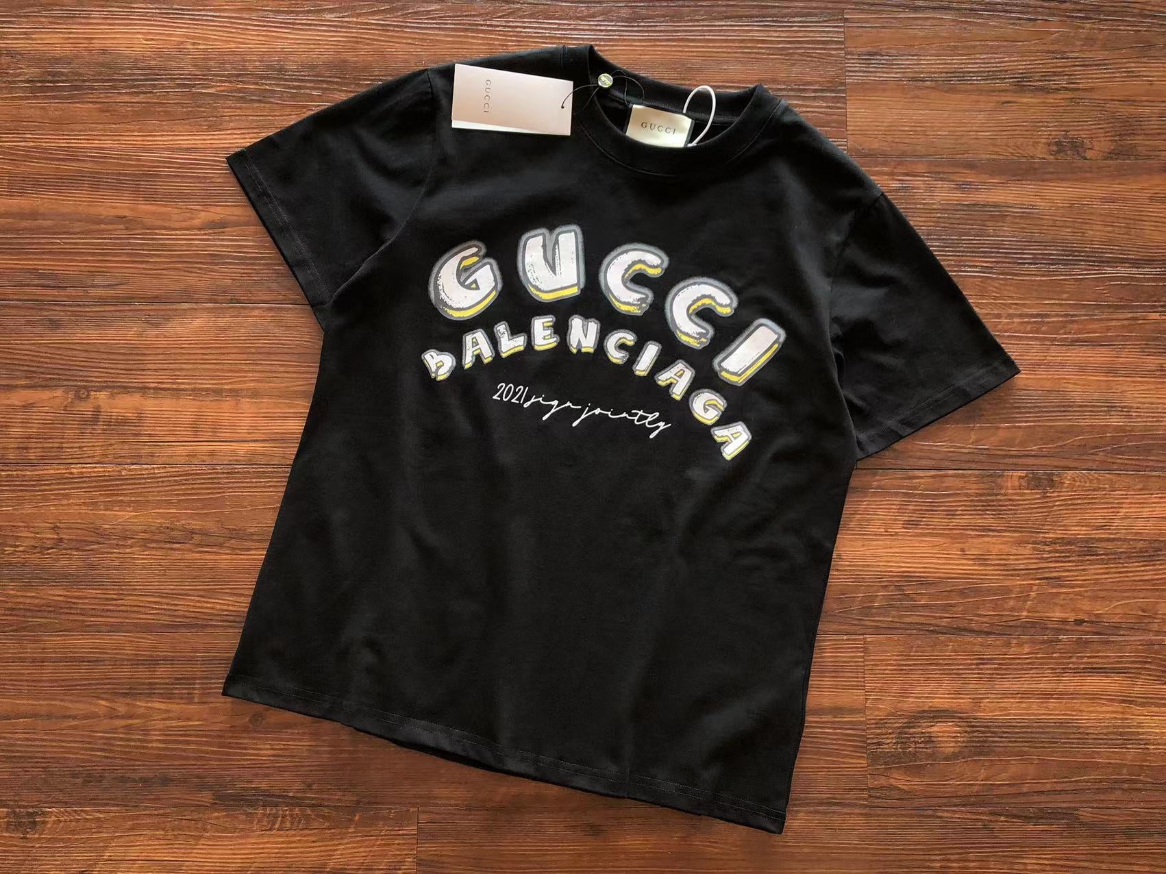 Gvc*1 x Ba1en*iaga T-shirt