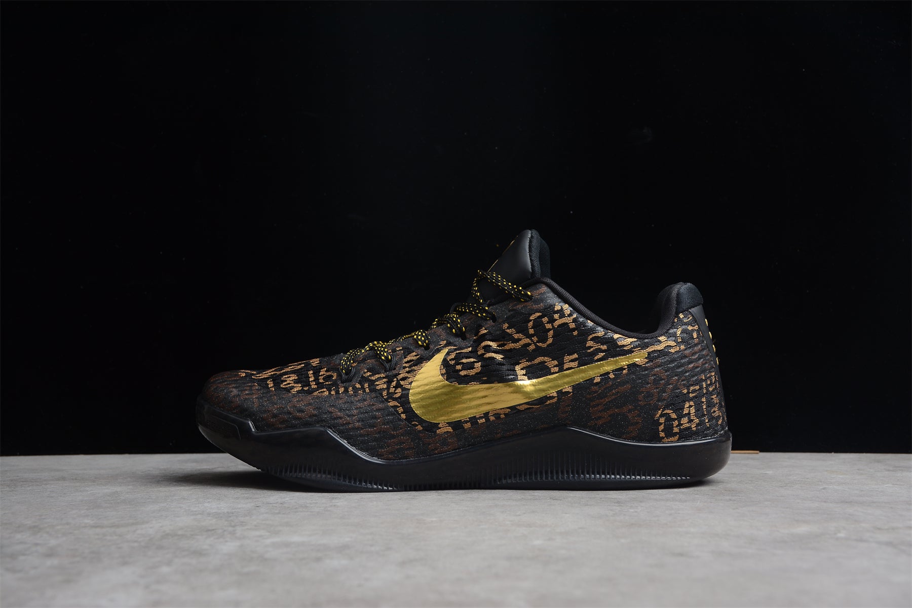 NIKE KOBE 11 x MAMBA DAY