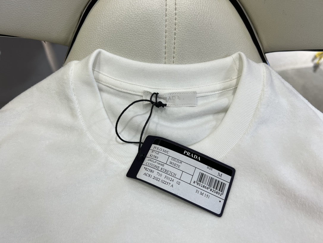 Pra*a Short Sleeve Sweatshirt