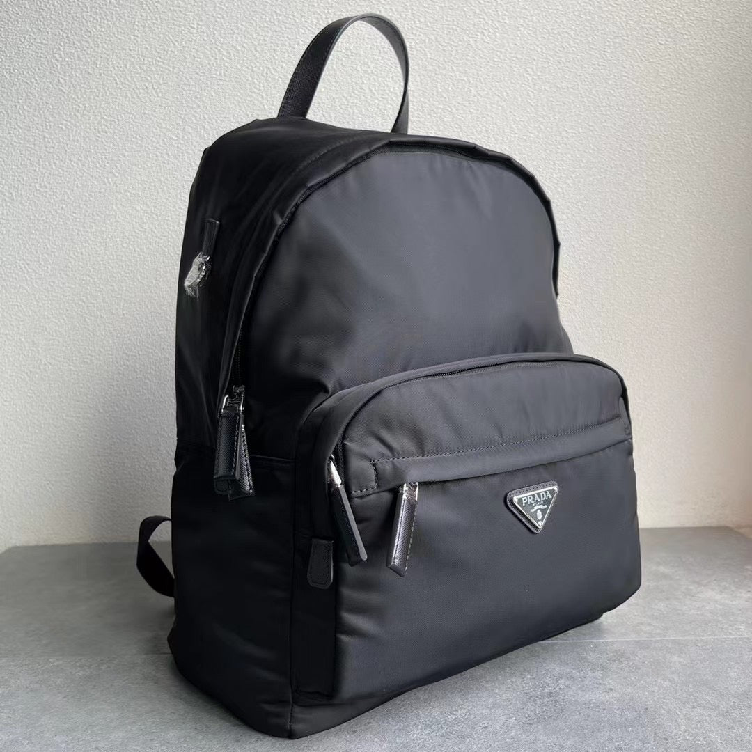Pra*a Bag Dupe