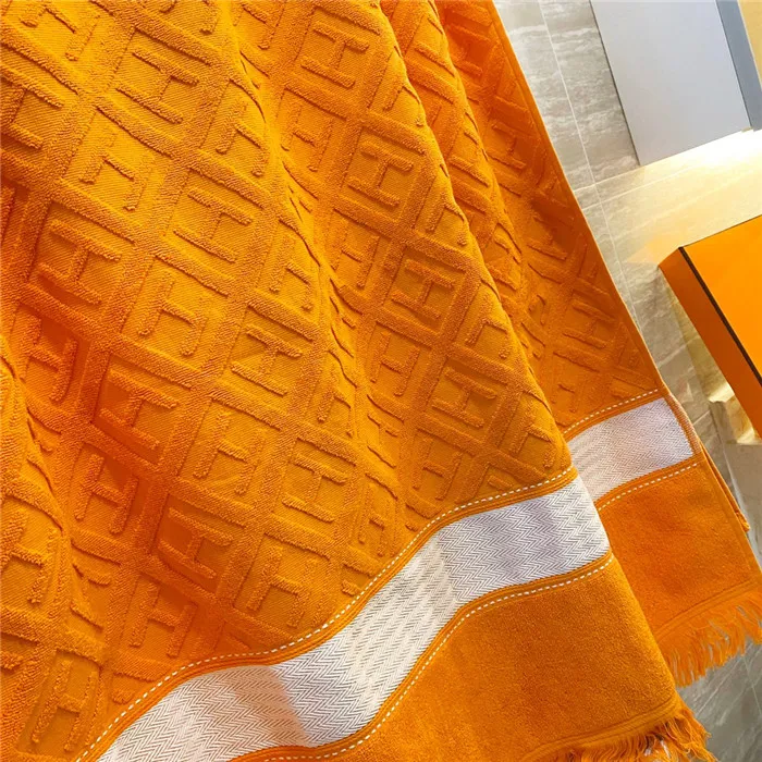 H**me5 Bath towel