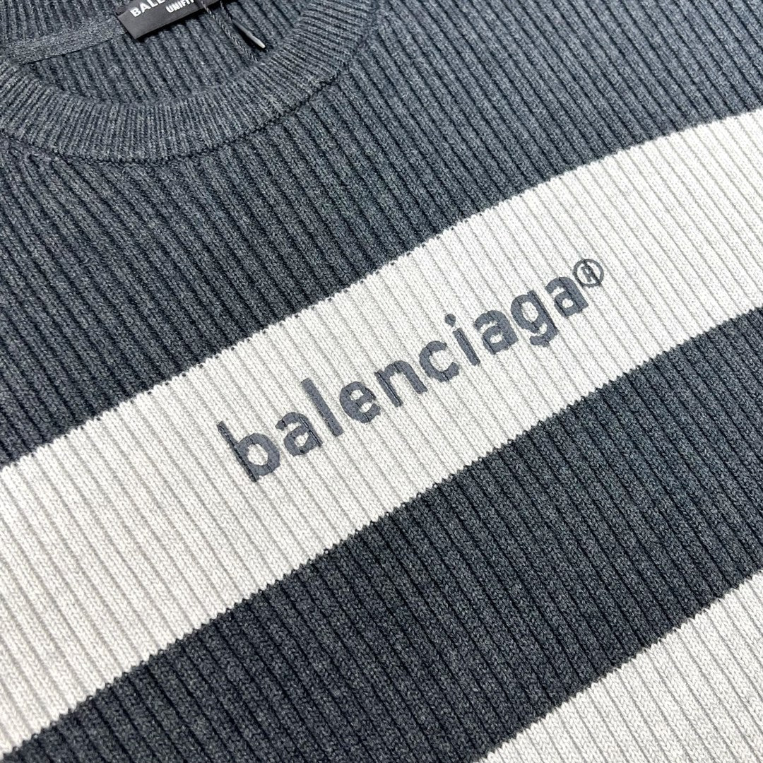 Ba1en*iaga Sweater