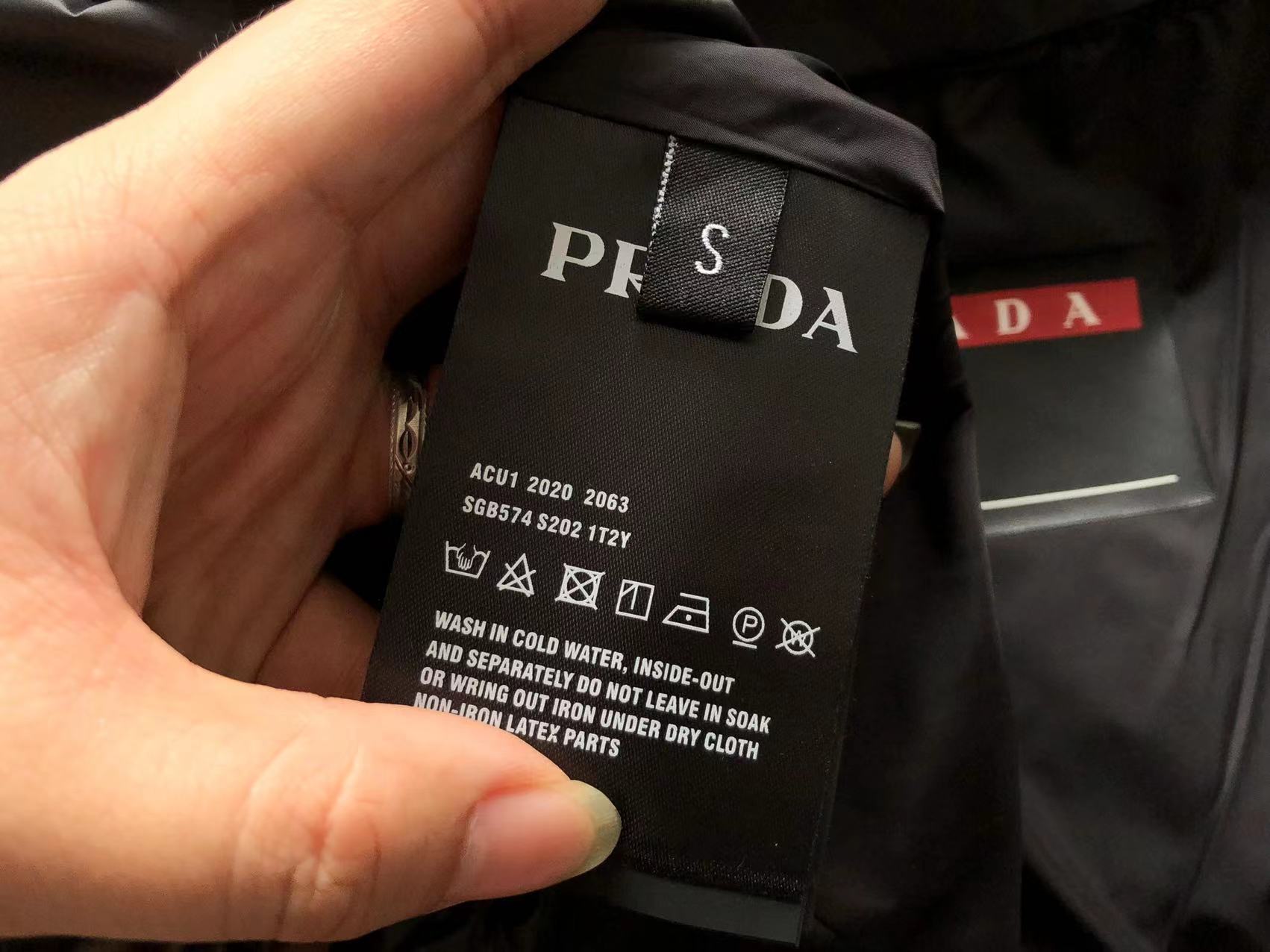 Pra*a Jacket